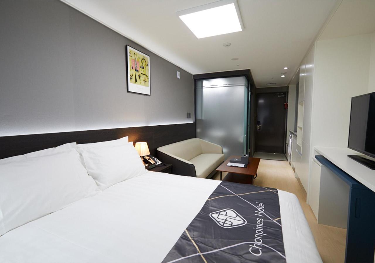 Sokcho Chonpines Beach Hotel Dış mekan fotoğraf