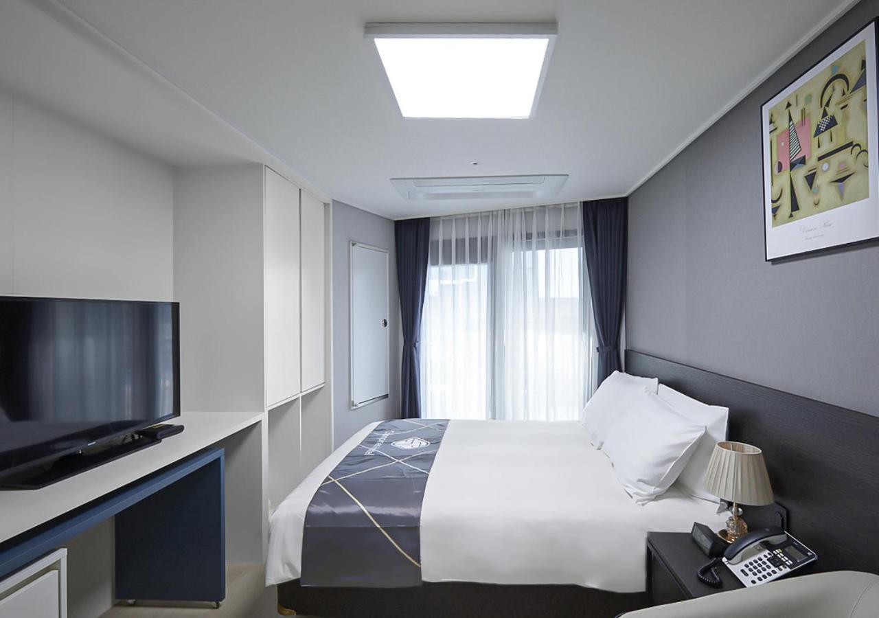 Sokcho Chonpines Beach Hotel Dış mekan fotoğraf